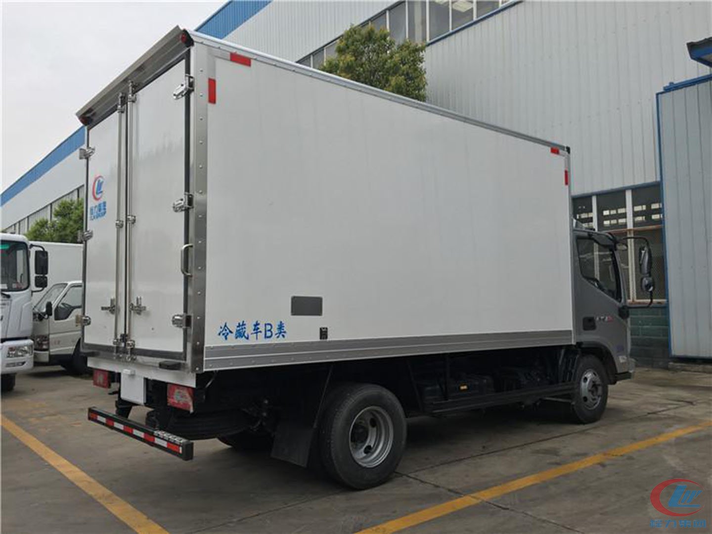 國六奧鈴速運(yùn)冷藏車
