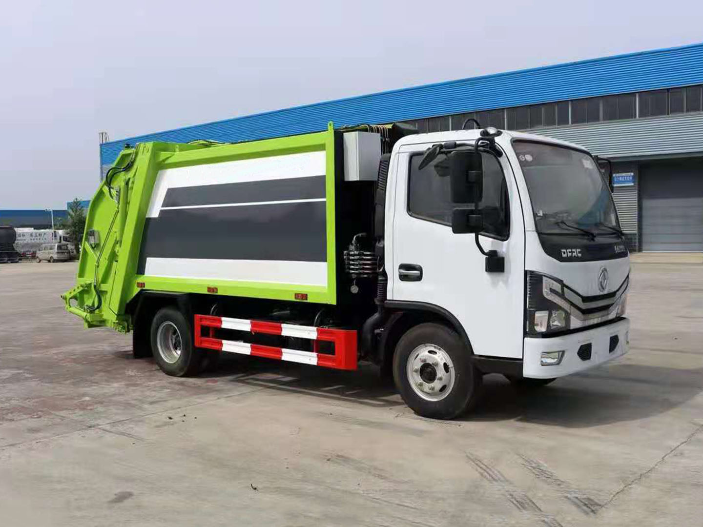 國(guó)六東風(fēng)多利卡D6－6方壓縮垃圾車