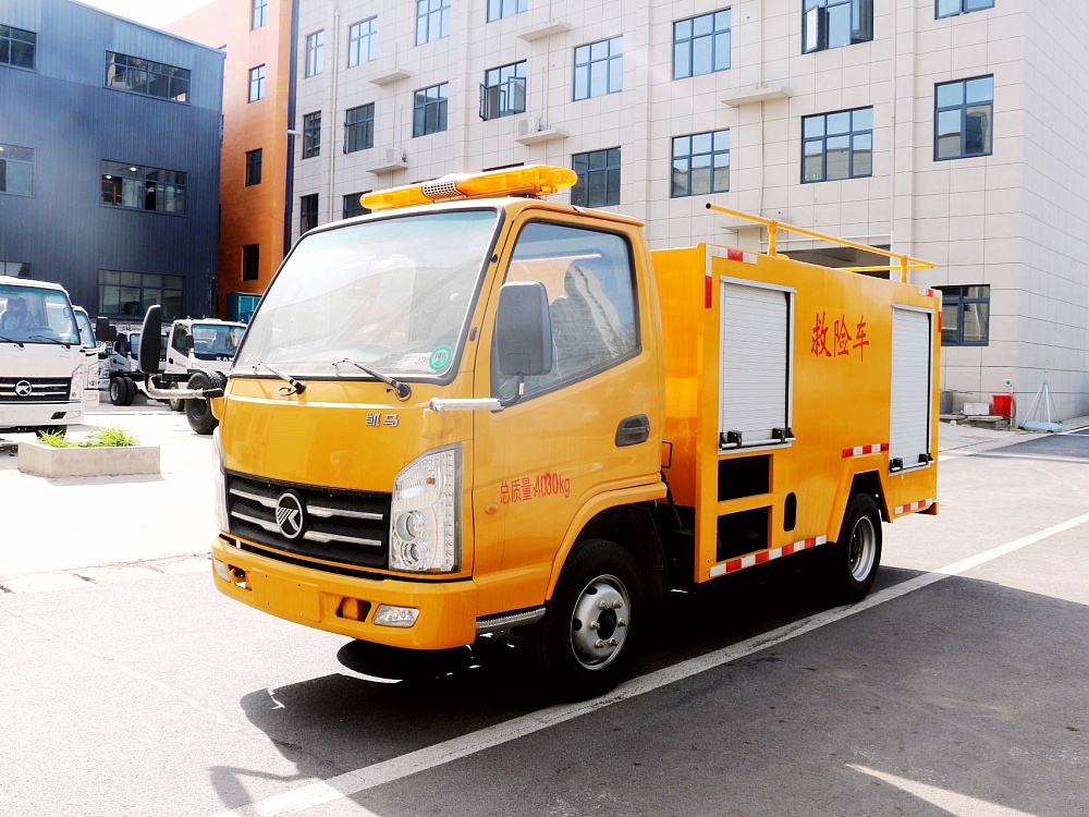 凱馬小型防汛排水搶險(xiǎn)車(chē)