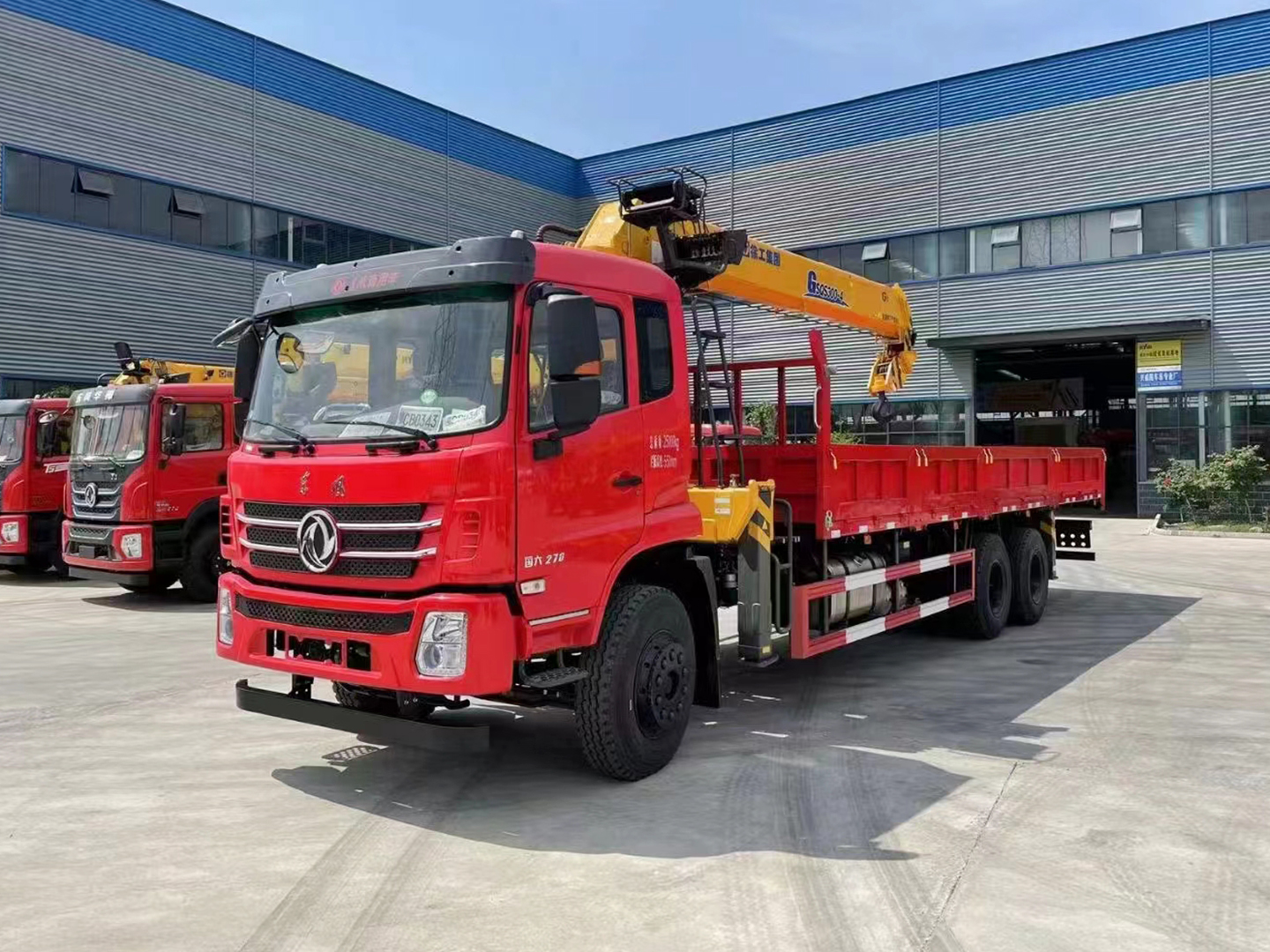 東風(fēng)K5后八輪隨車(chē)吊