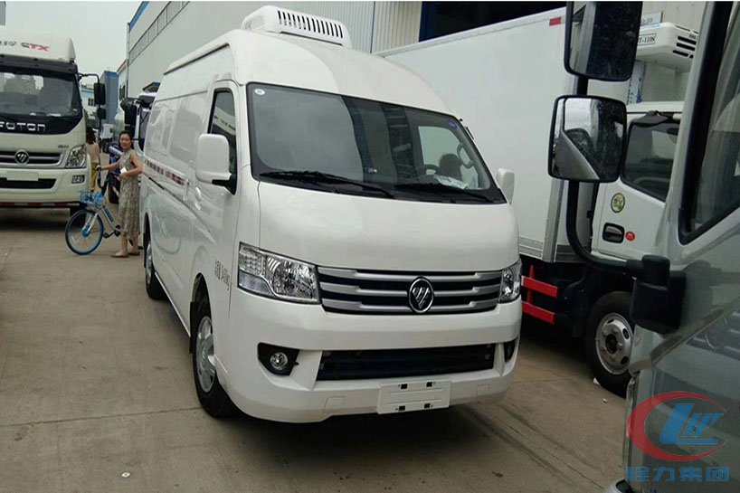 福田G9汽油單排冷藏車(chē)側(cè)面圖