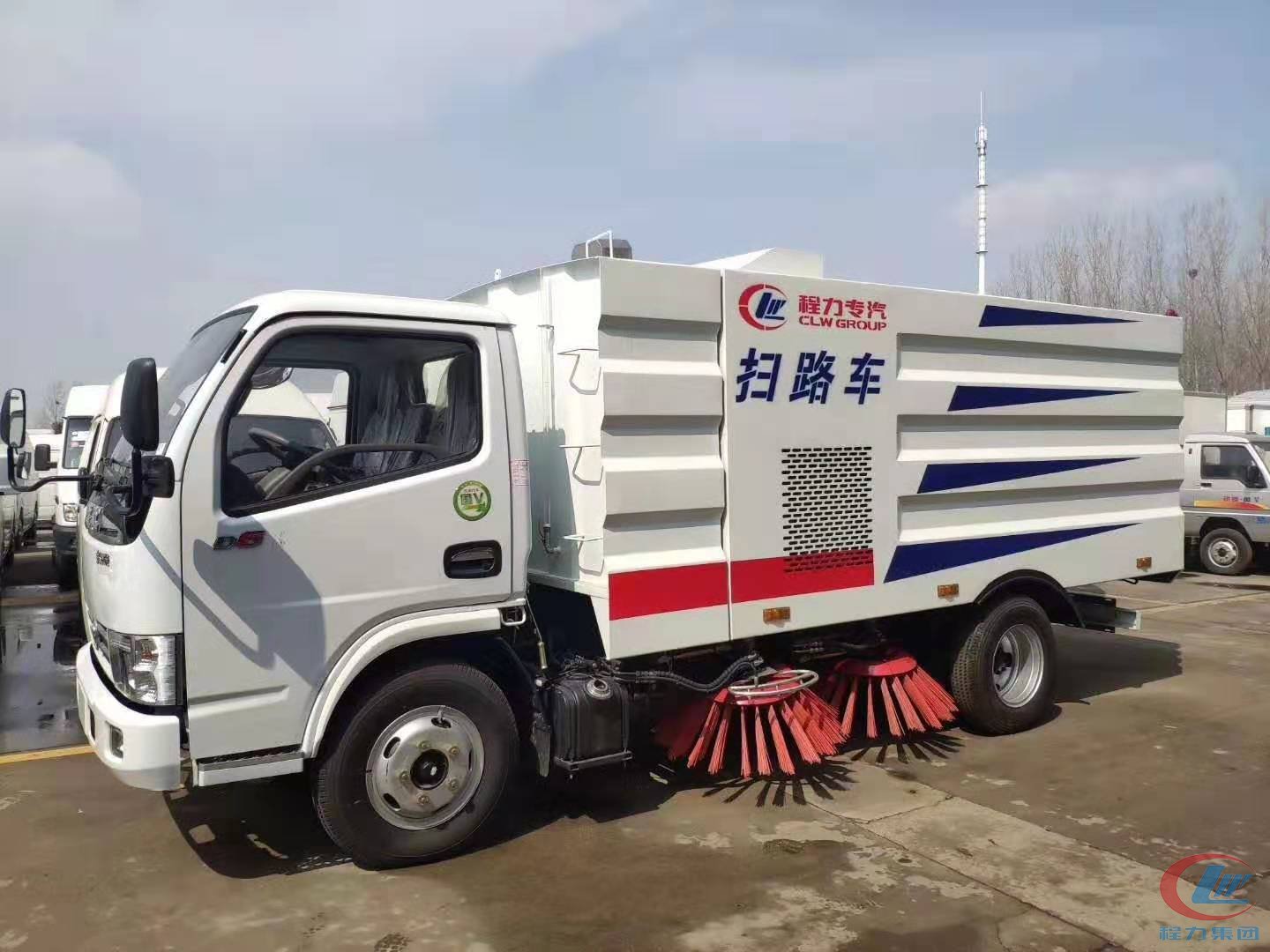 程力威牌國五東風(fēng)小多利卡D6掃路車