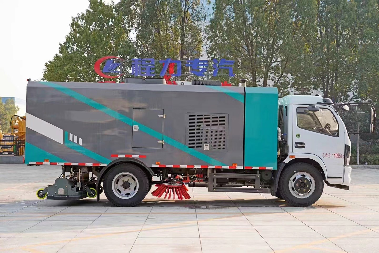 程力東風(fēng)福瑞卡第三代干濕兩用吸塵車(chē)